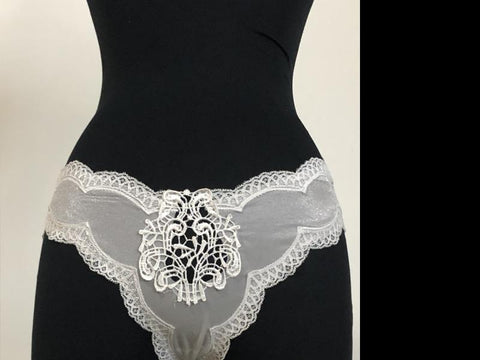 White - Violette Guipure Detailed Tanga -