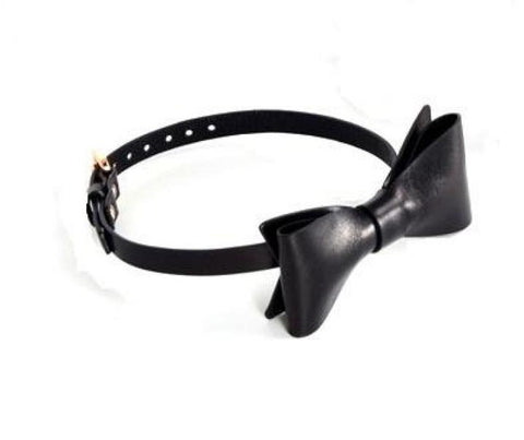 Black Leather Bow Tie Collar -