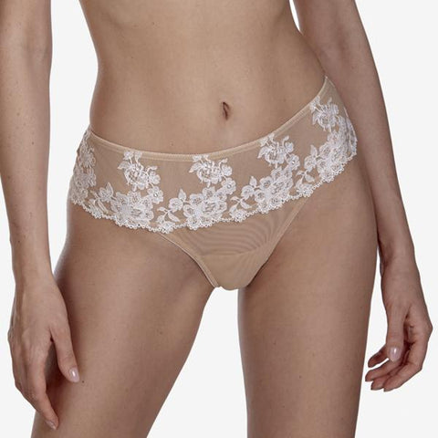 Tiramisu Seamless Back Thong - Beige/Vanilla -